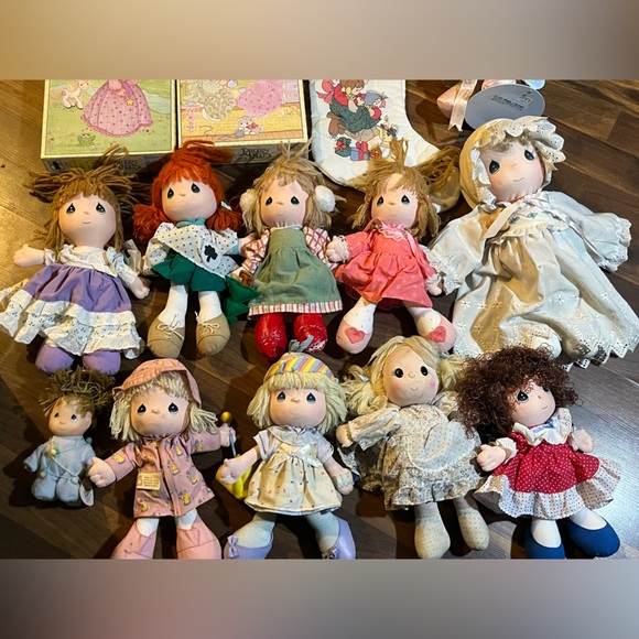 Precious Moments Doll Collection with Assorted items - Picture 2 of 4